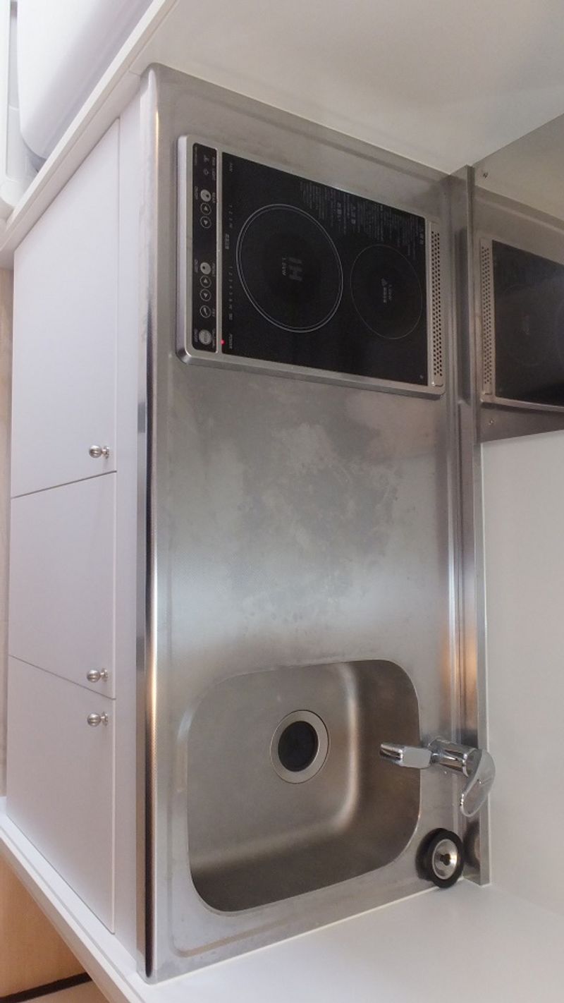 クレイノＳＯＬＵＴＩＯＮＳⅥ キッチン