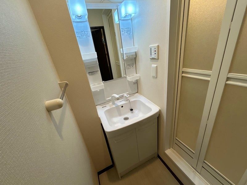 LEONEXT Adorable Senju 洗手台