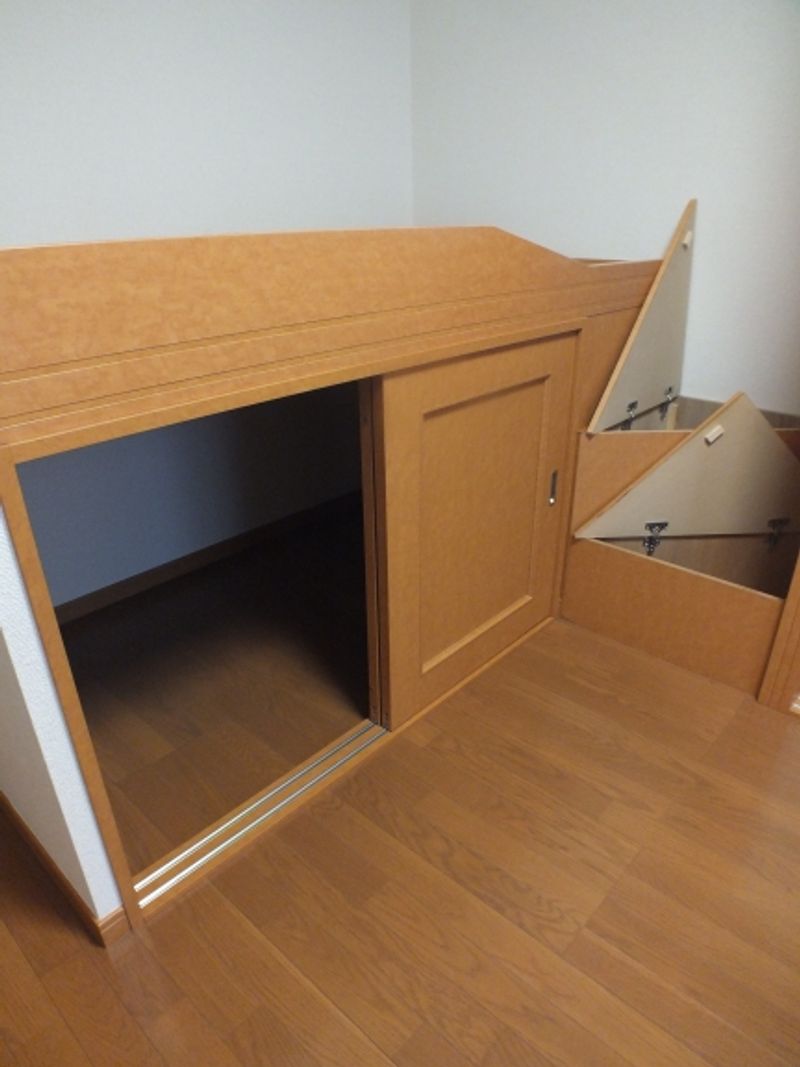 レオパレスフジＡ 収納