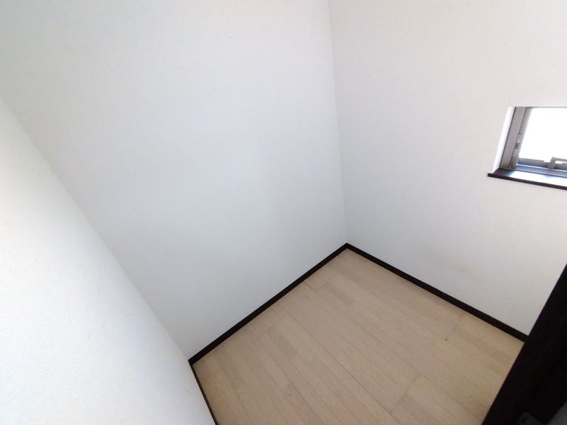 レオネクスト二子 収納