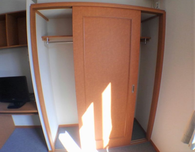 レオパレスニュー屋島 収納