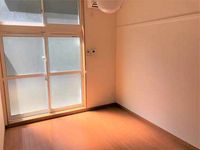 レオパレスコーワ２１ 居間