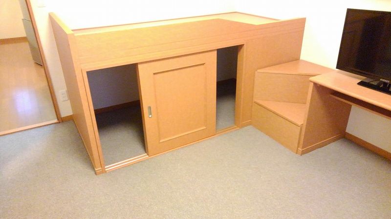 レオパレスみもざ 収納