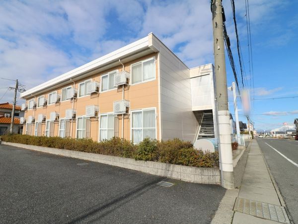 レオパレス清崎 外観