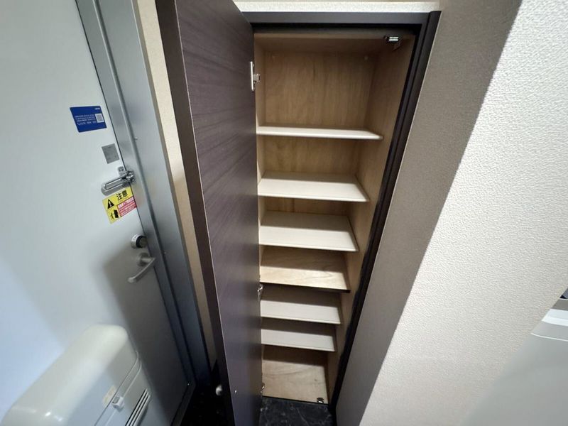 LEONEXT Casa Mila II Other