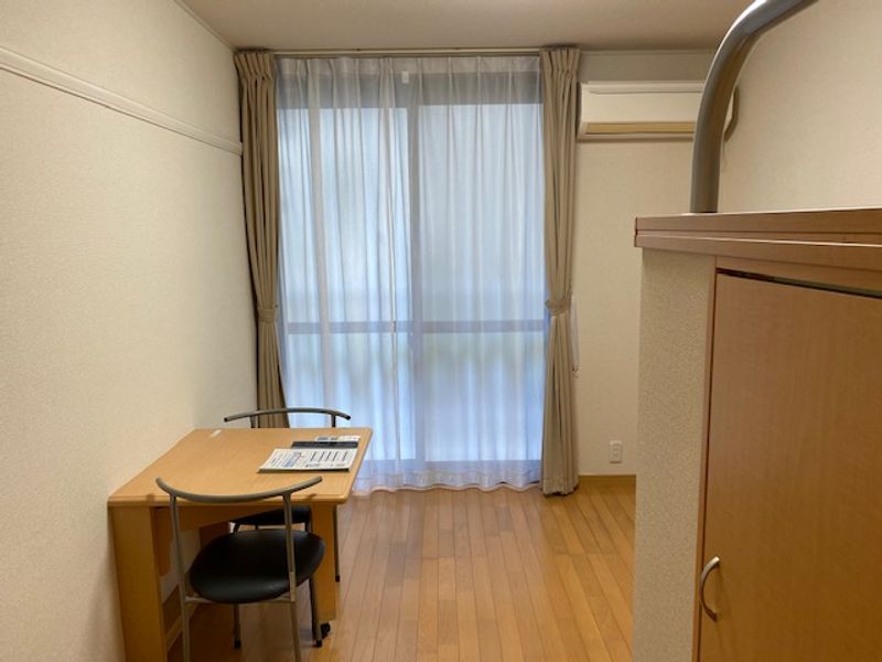 レオパレスセジュールカーサ玉名 居間