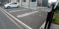 レオネクストウラノス 駐車場