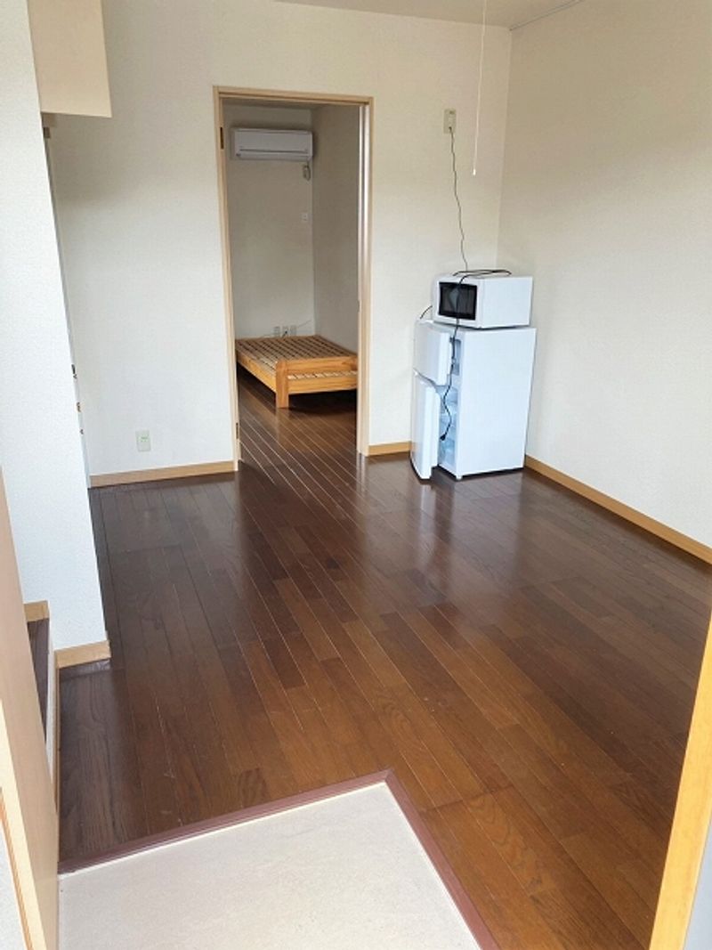 レオパレス大木館弐 居間