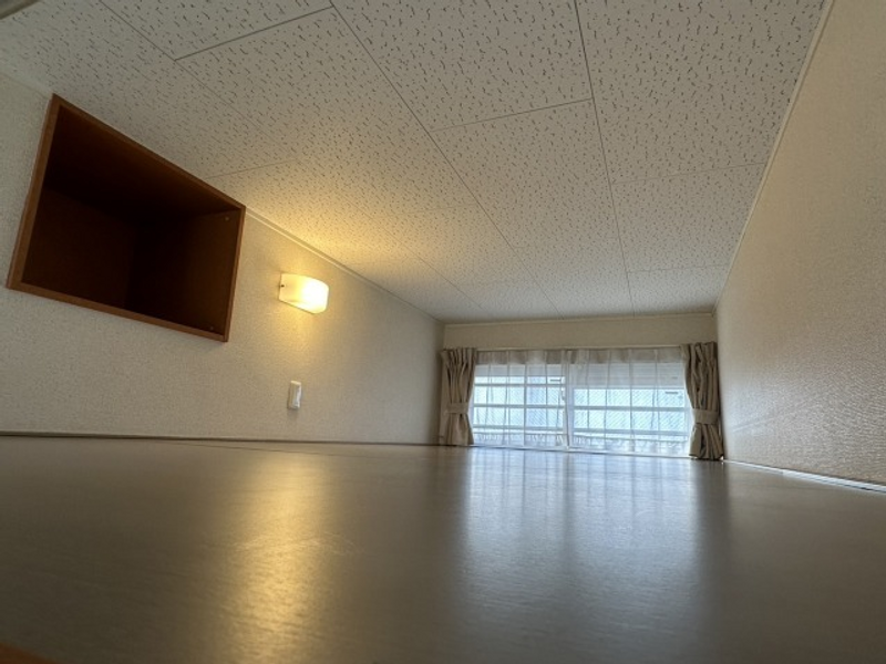 レオパレスポーラーベア 収納