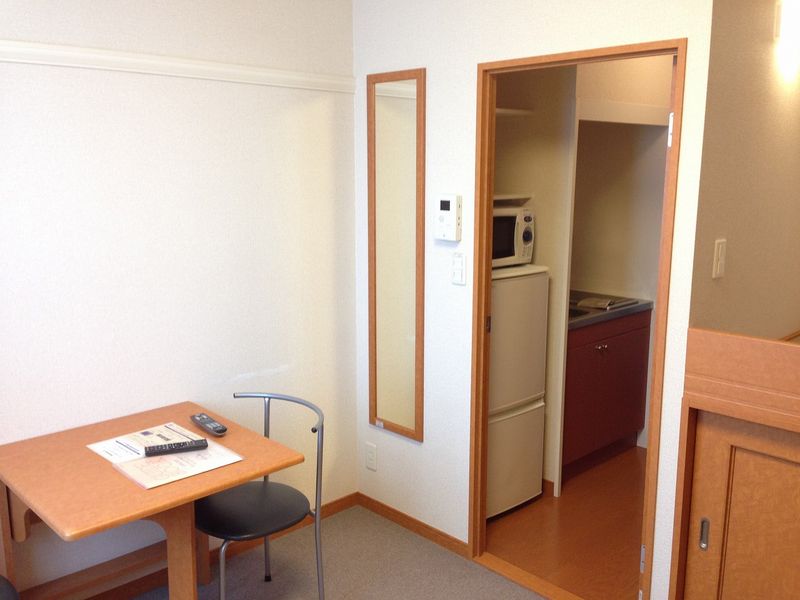 レオパレス櫻の夢 居間