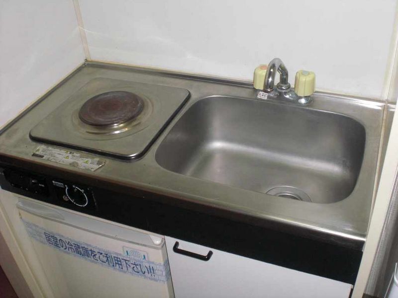 レオパレストーワⅢ キッチン