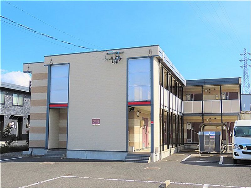 レオパレスボン　ボヤージュ 外観