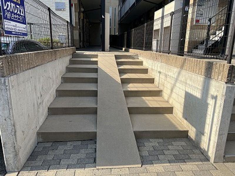 レオパレスカサグランデⅡ エントランス
