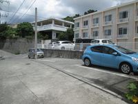 レオパレス琉 駐車場