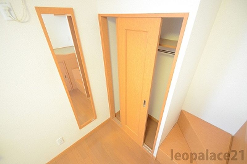 レオパレスＣＯＺＹ　ＣＯＵＲＴ 収納