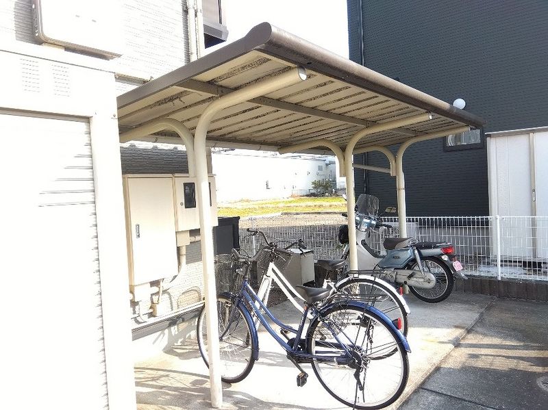 レオパレスカマン　セジュール 共用部分