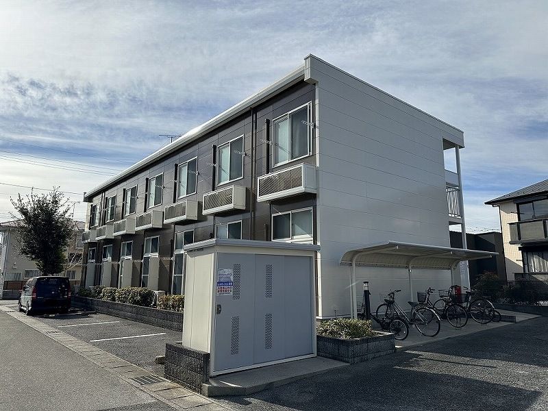 レオパレスニュー宝木ガーデン 外観