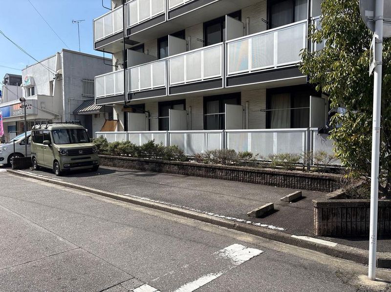 leopalace Selorm B Parking lot