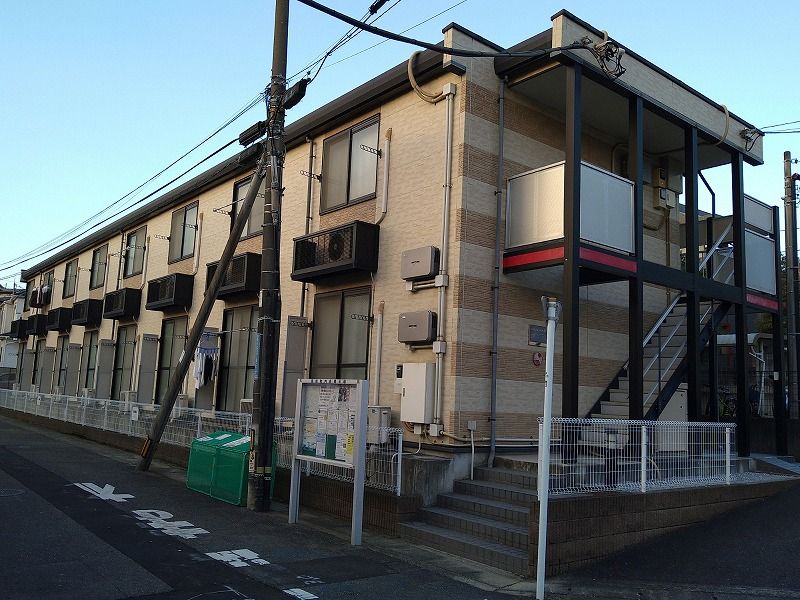 レオパレスエムズ 外観