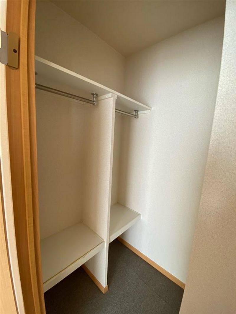 leopalace Thirteen Stone Storage