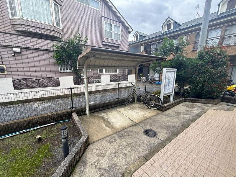 レオパレスプレミール 共用部分