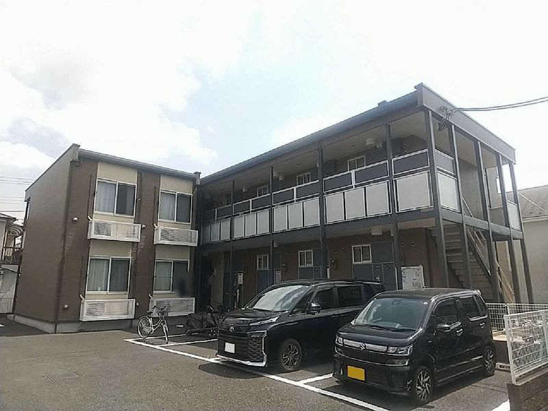 レオパレスカトレア 外観