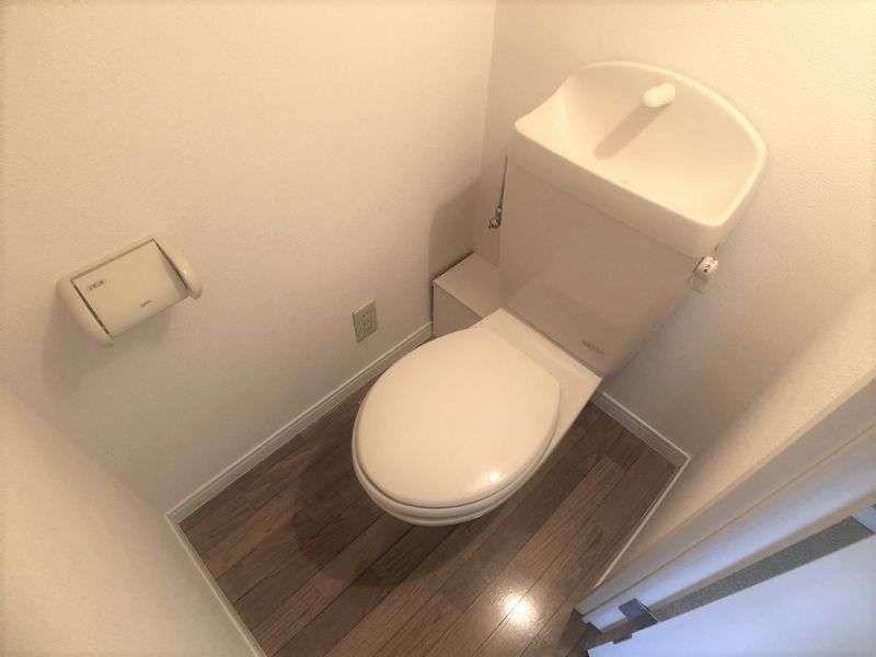 leopalace Tozayama 卫生间