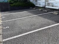 レオパレスアーバン・ヒル 駐車場
