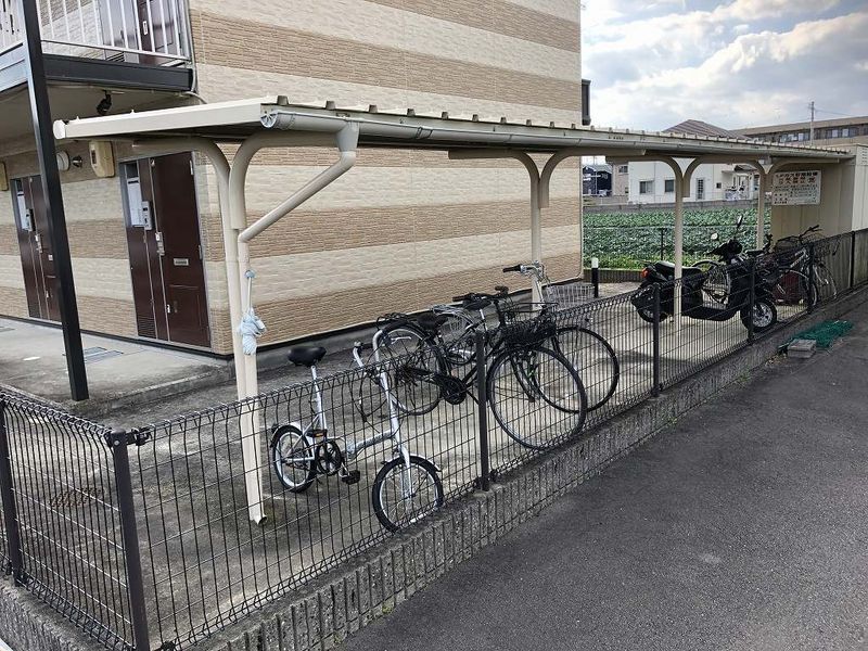 レオパレス南島田 共用部分