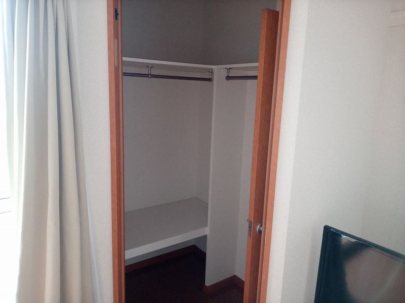 レオパレス祐久野 収納