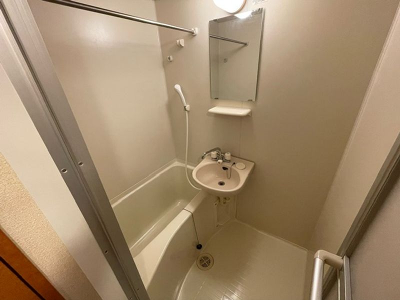 leopalace Asagiri Bathroom