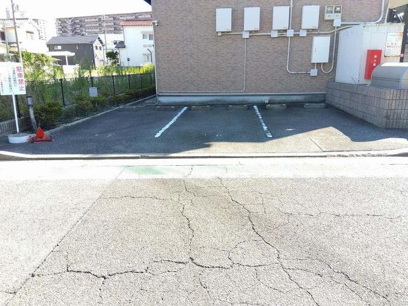 レオパレスメイセイ　Ⅰ 駐車場