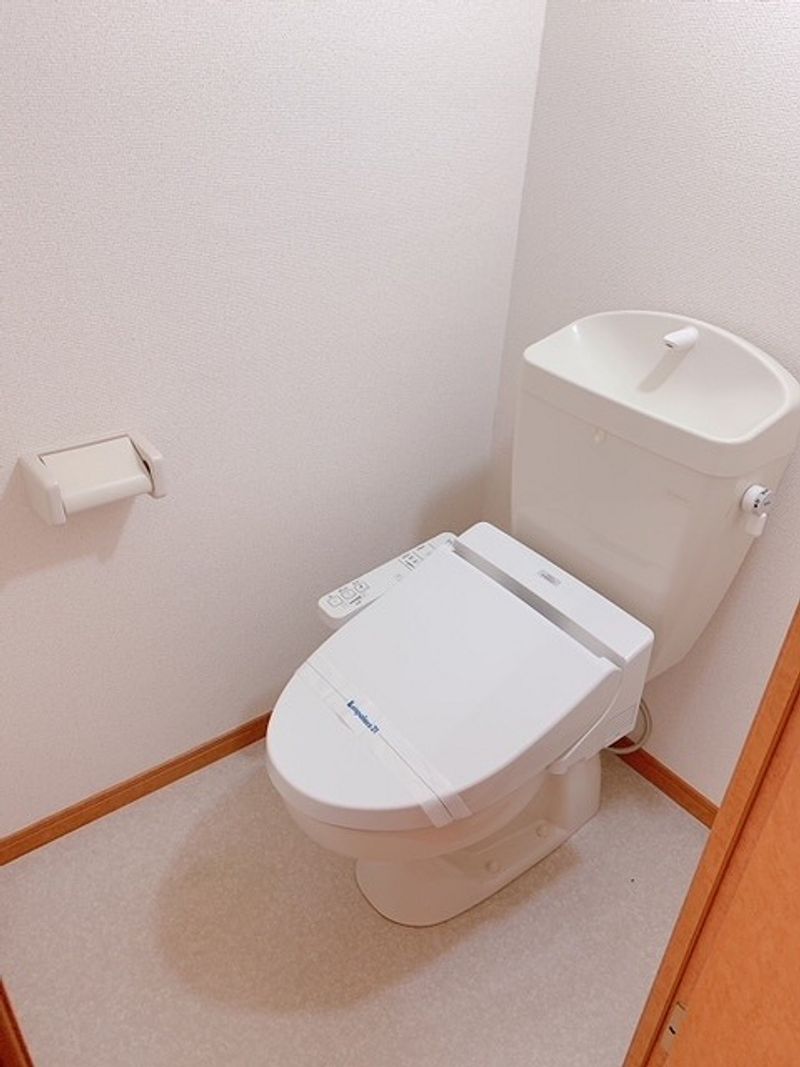 レオパレスインペリアル トイレ