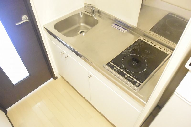 レオネクスト宝 キッチン