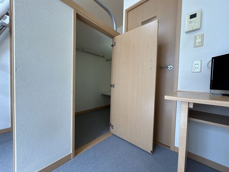 レオパレスキルシュバウム 収納