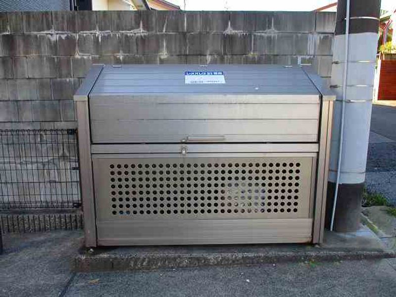 レオパレスアズミール 共用部分