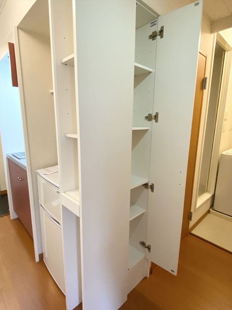 レオパレスやなぎ荘　第一 収納