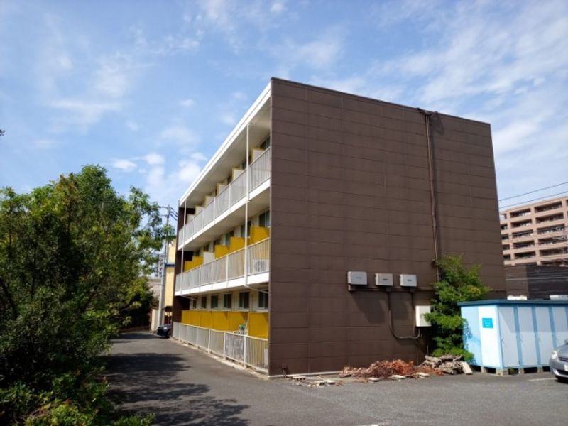レオパレスフォレット湘南 外観