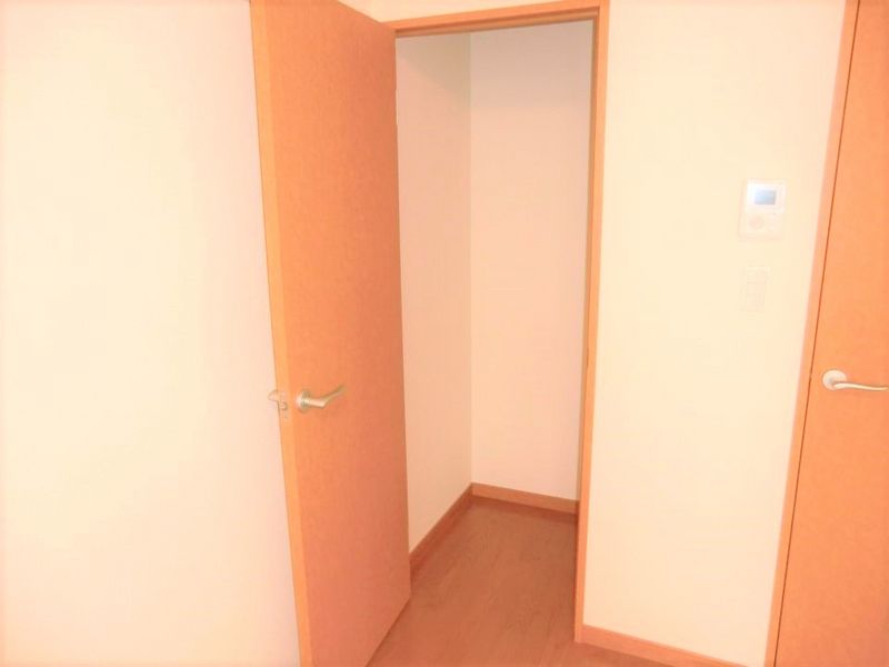 レオパレスアーク 収納