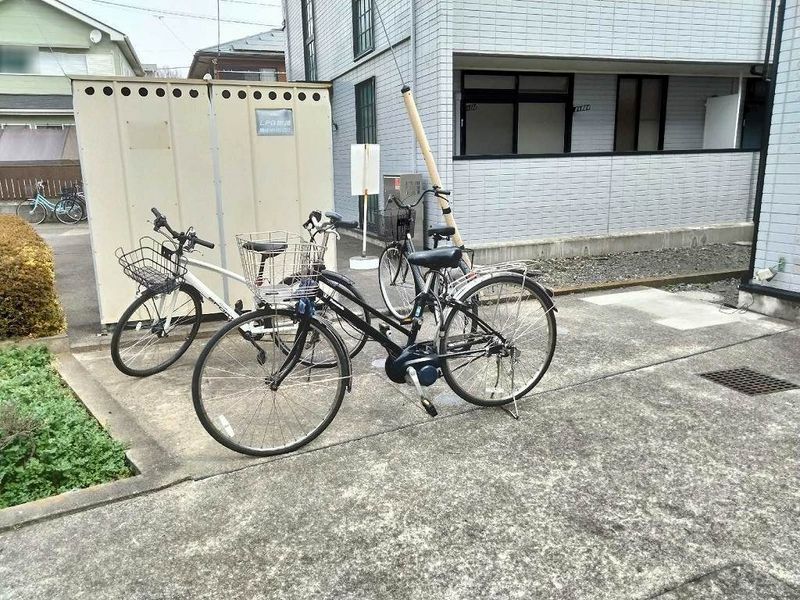 レオパレスホワイエⅢ 共用部分