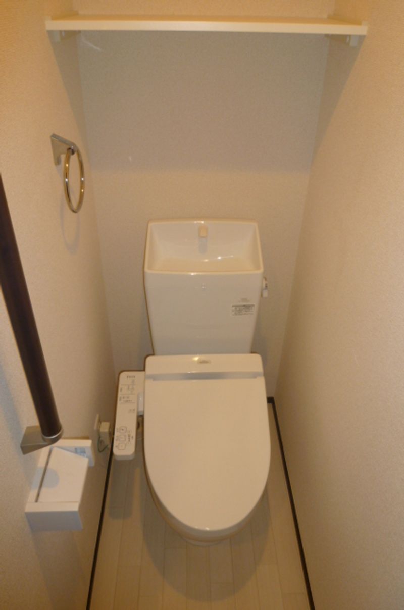 クレイノファミーユ東大宮 トイレ