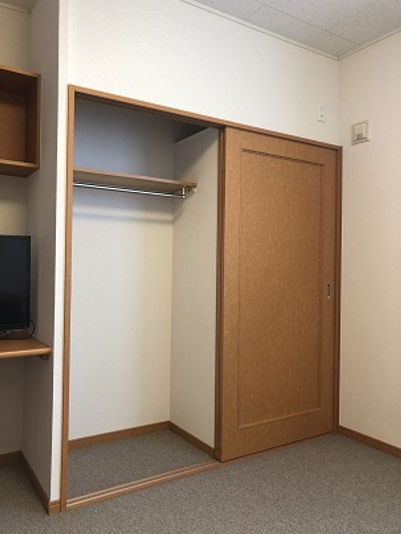 レオパレスグリーンヒル 収納