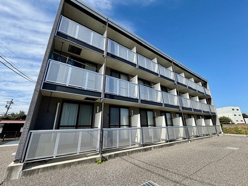 レオパレスミルキーウェイ 外観