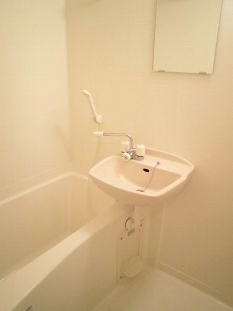 leopalace Sejour III Washroom