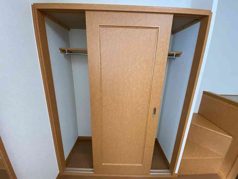 レオパレス璃風２００３ 収納