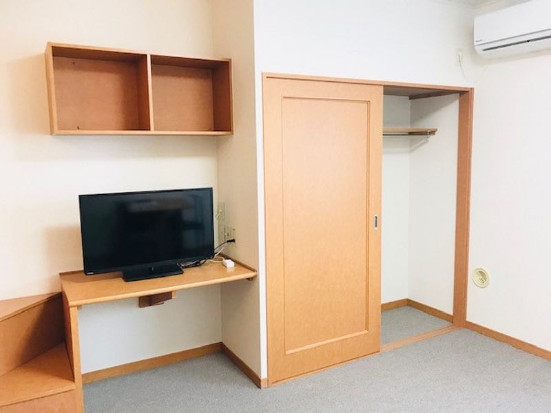 レオパレスストリートハウス 収納