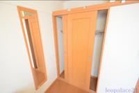レオパレスクレセント山越 収納
