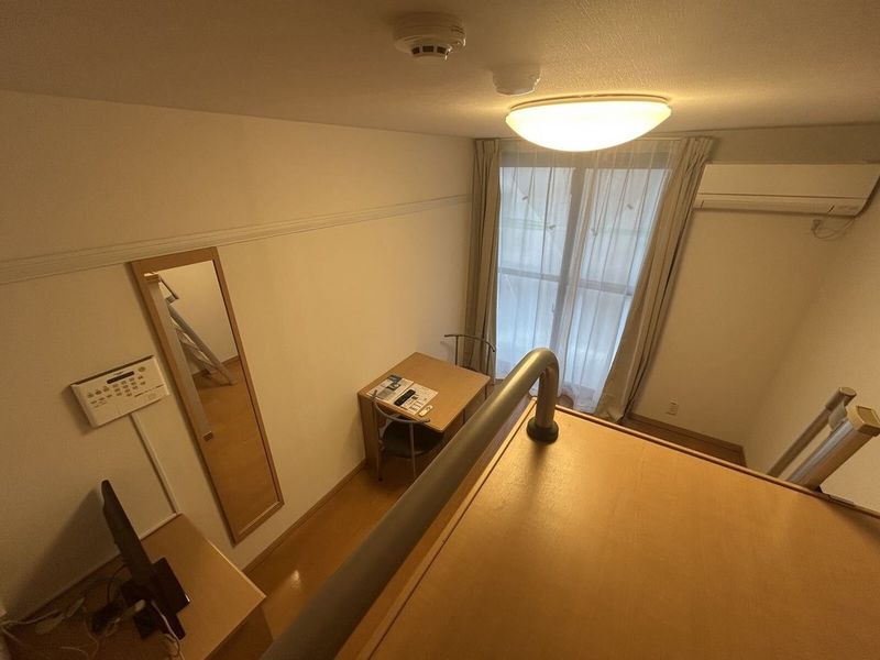レオパレスＶＩＥＷ矢剣 居間