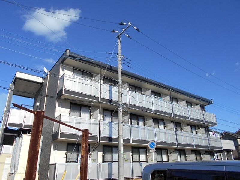 レオパレスプランドール八ヶ崎 バルコニー