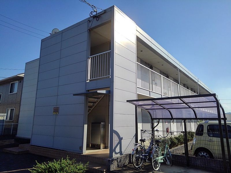 レオパレスクレール勝賀 外観